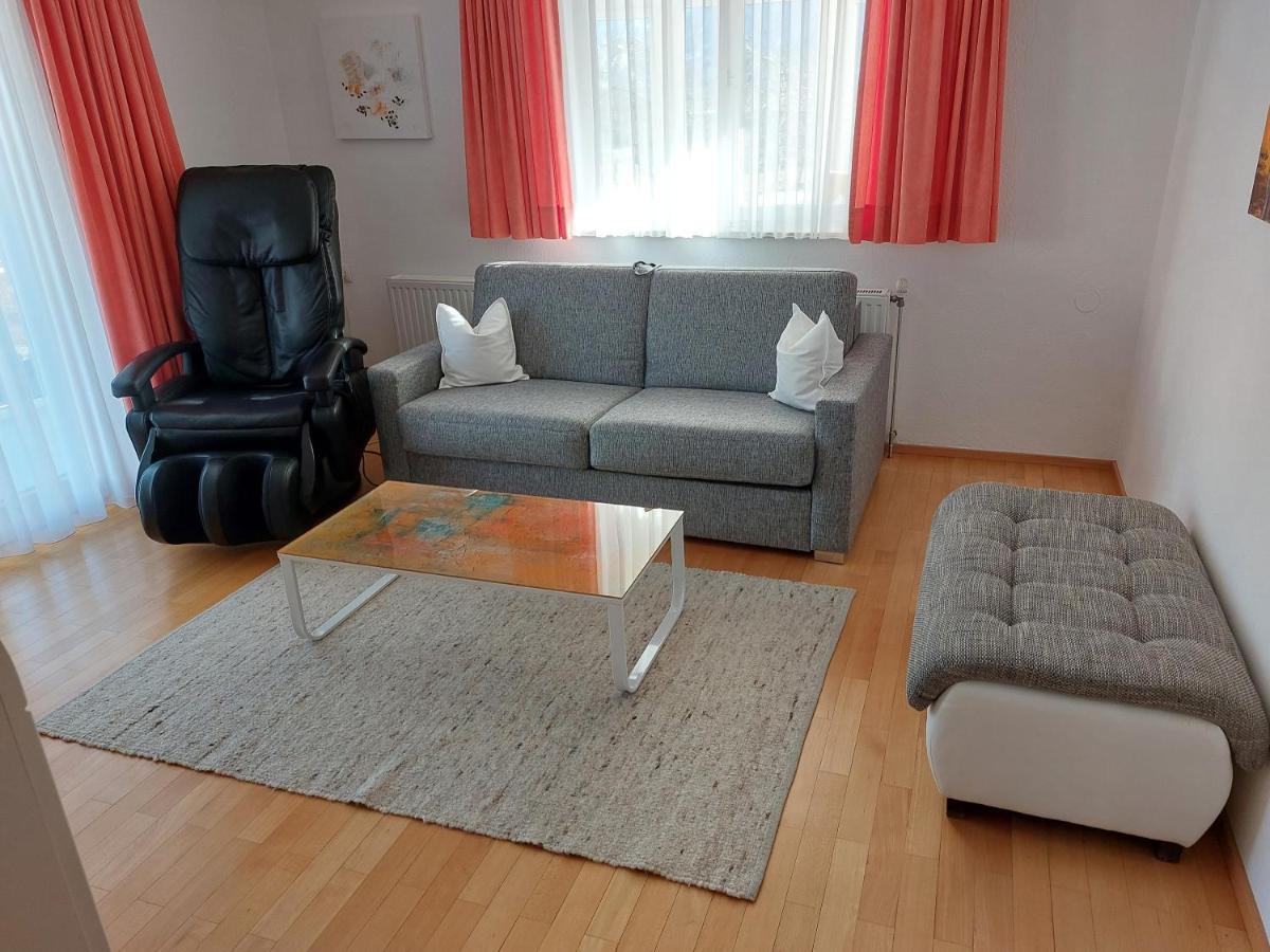 Ferienwohnung Metzler - Blick auf die Berge Göfis Exterior foto