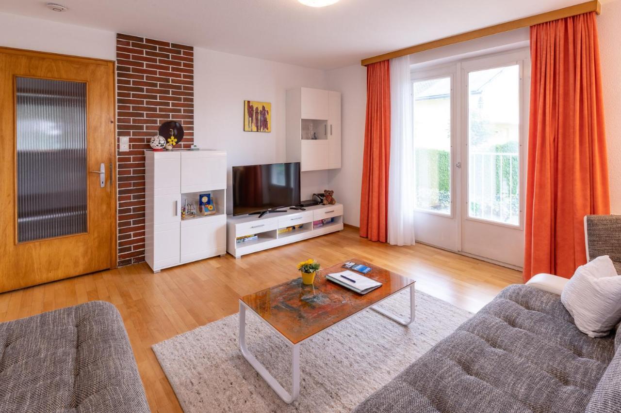 Ferienwohnung Metzler - Blick auf die Berge Göfis Exterior foto