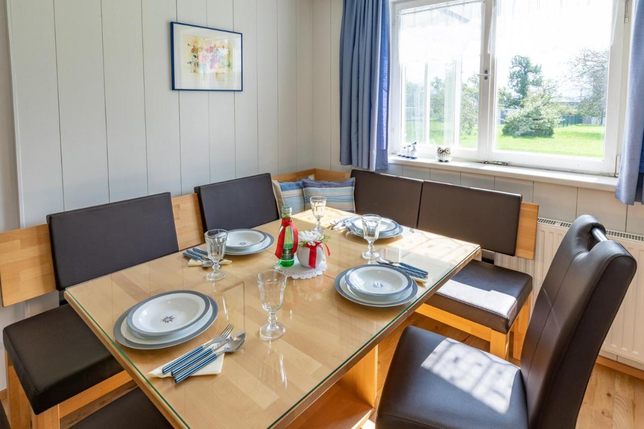 Ferienwohnung Metzler - Blick auf die Berge Göfis Exterior foto
